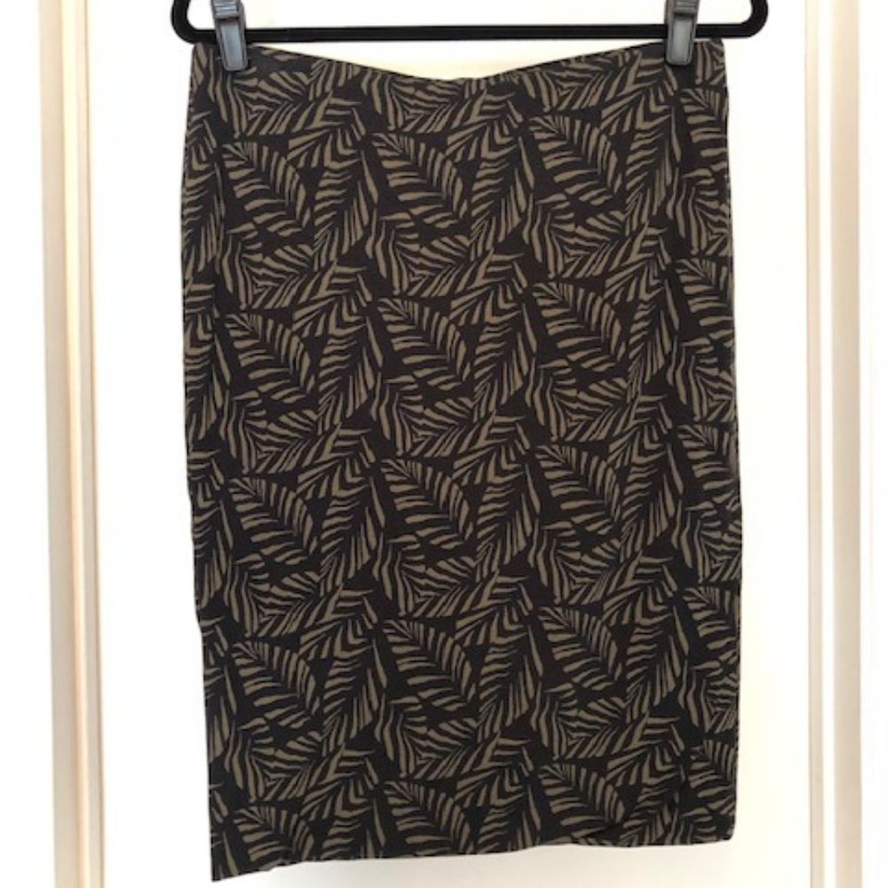 NWOT LOFT Black & Tan Pencil Skirt